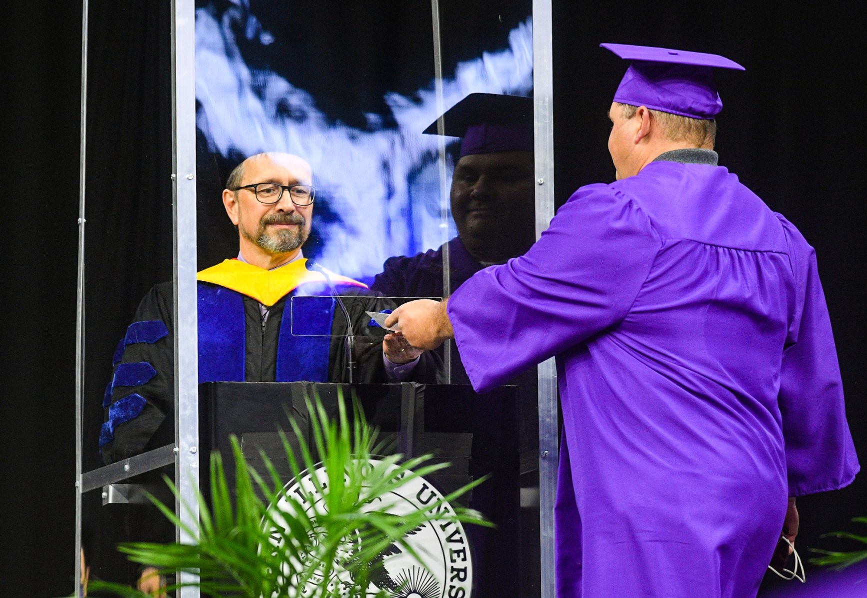 051321-qc-nws-westerngrad-016